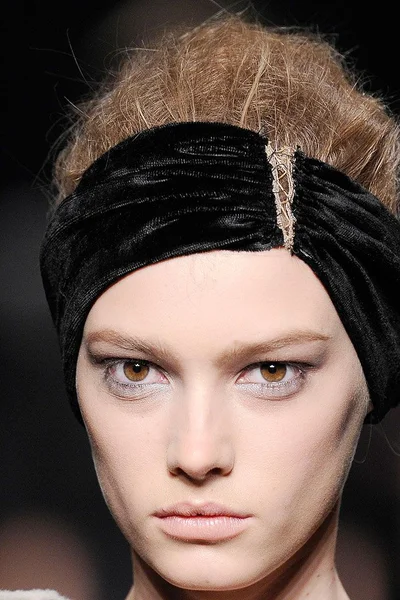 Look 5